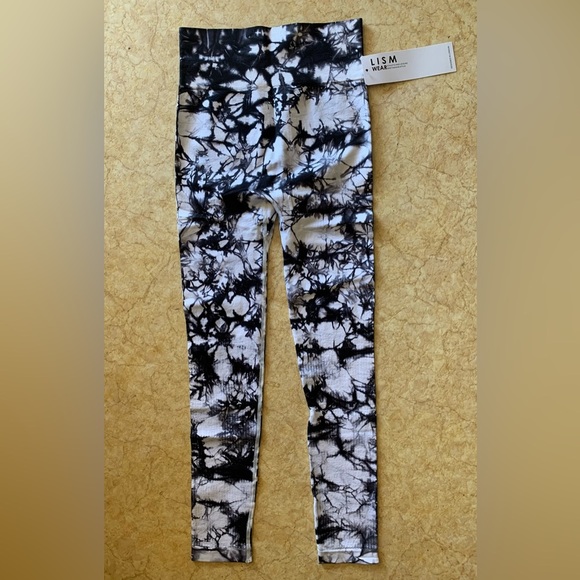LISM WEAR Athletic Wear women leggings size Small - Picture 2 of 6